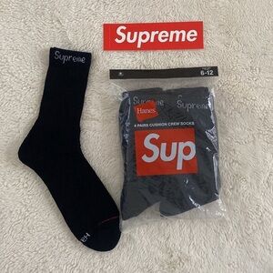 Supreme Socks (BLACK) & Red Box Logo Sticker